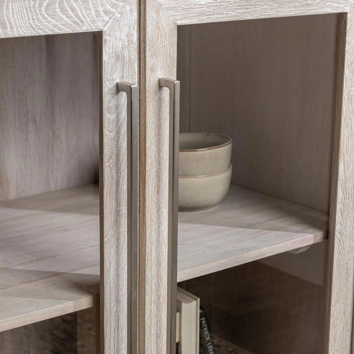 Bradley Oak Wood 2Dr Cabinet White Wash