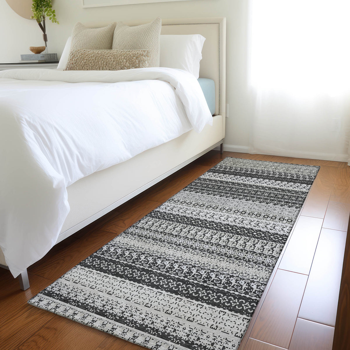 Chantille ACN576 Black Rug