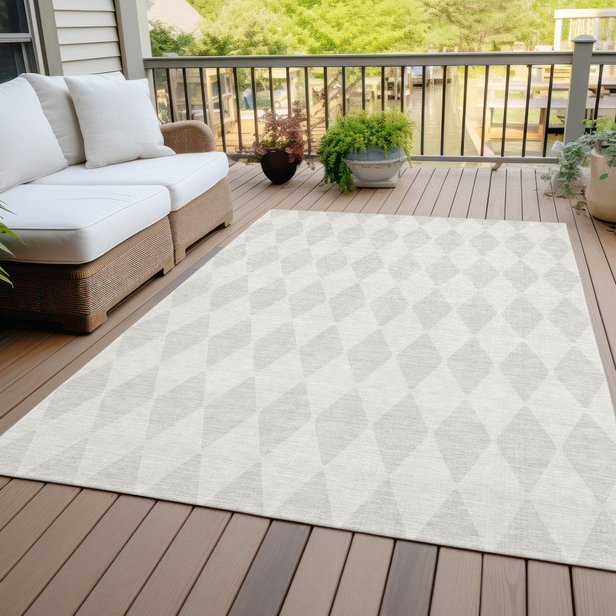 Chantille ACN578 Ivory Rug