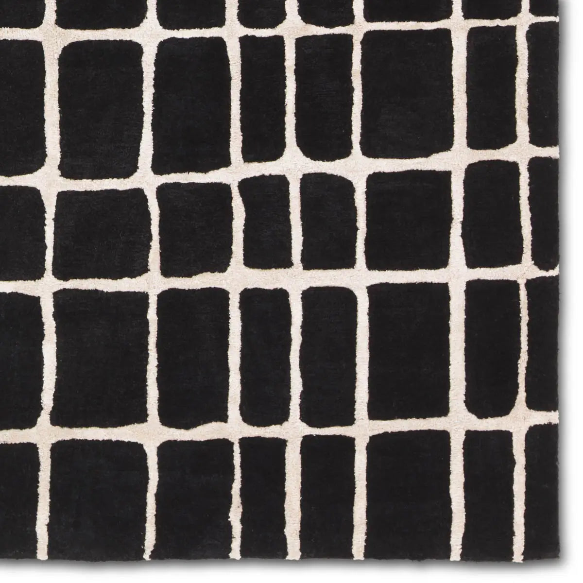 Clayton CLN17 Black Rug