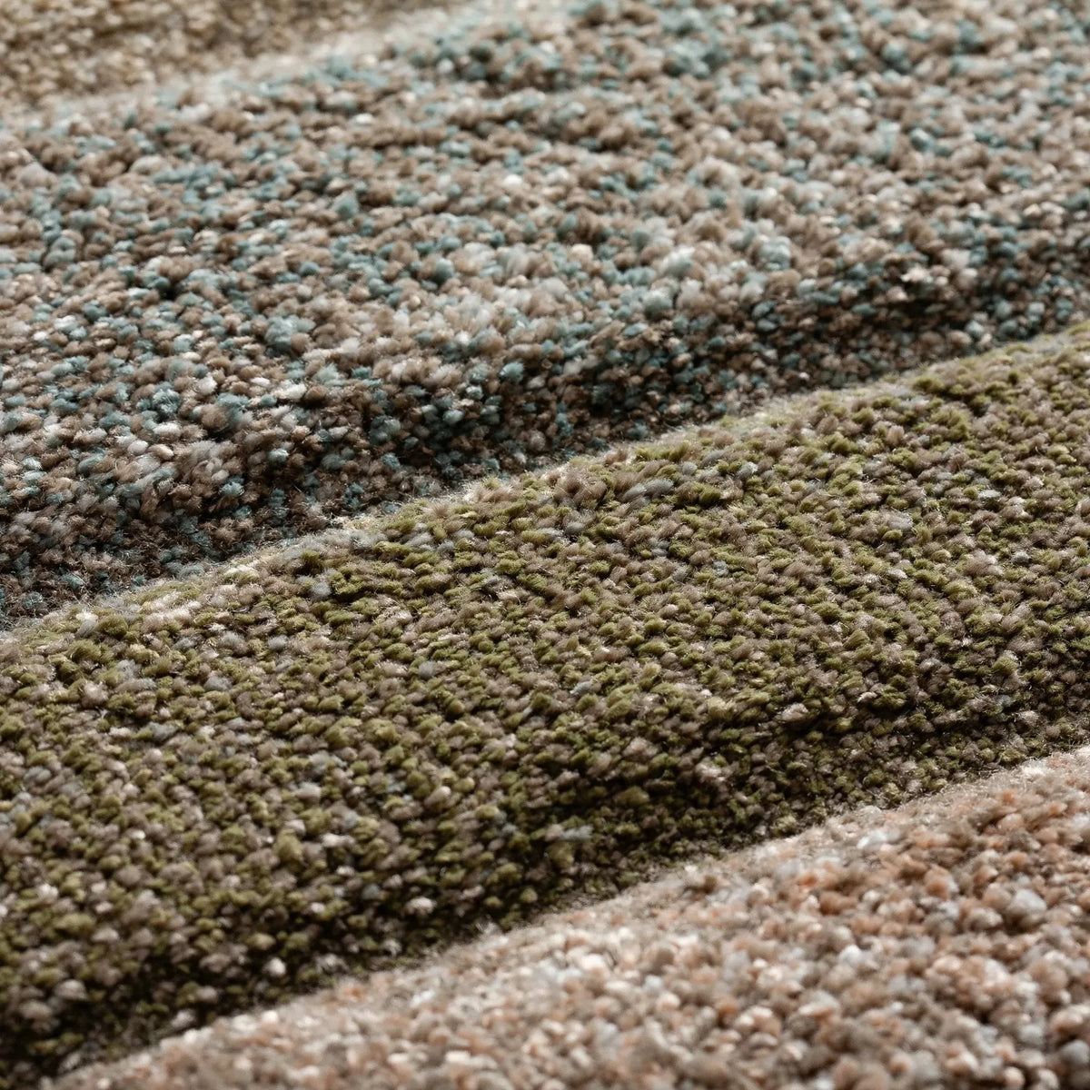 Carmona CO2 Fudge Rug