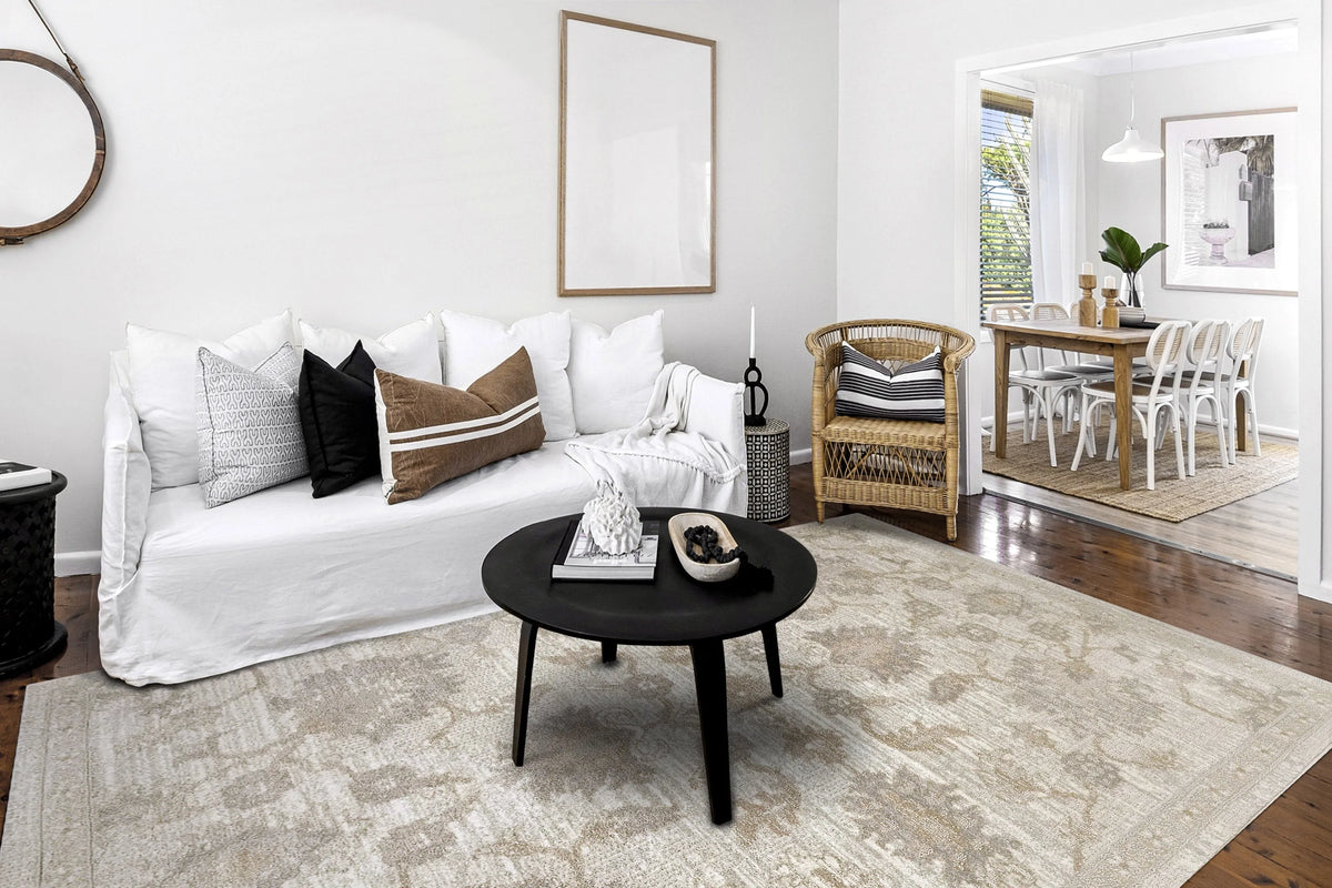 Momentum 61794-670 Ivory/Grey Rug