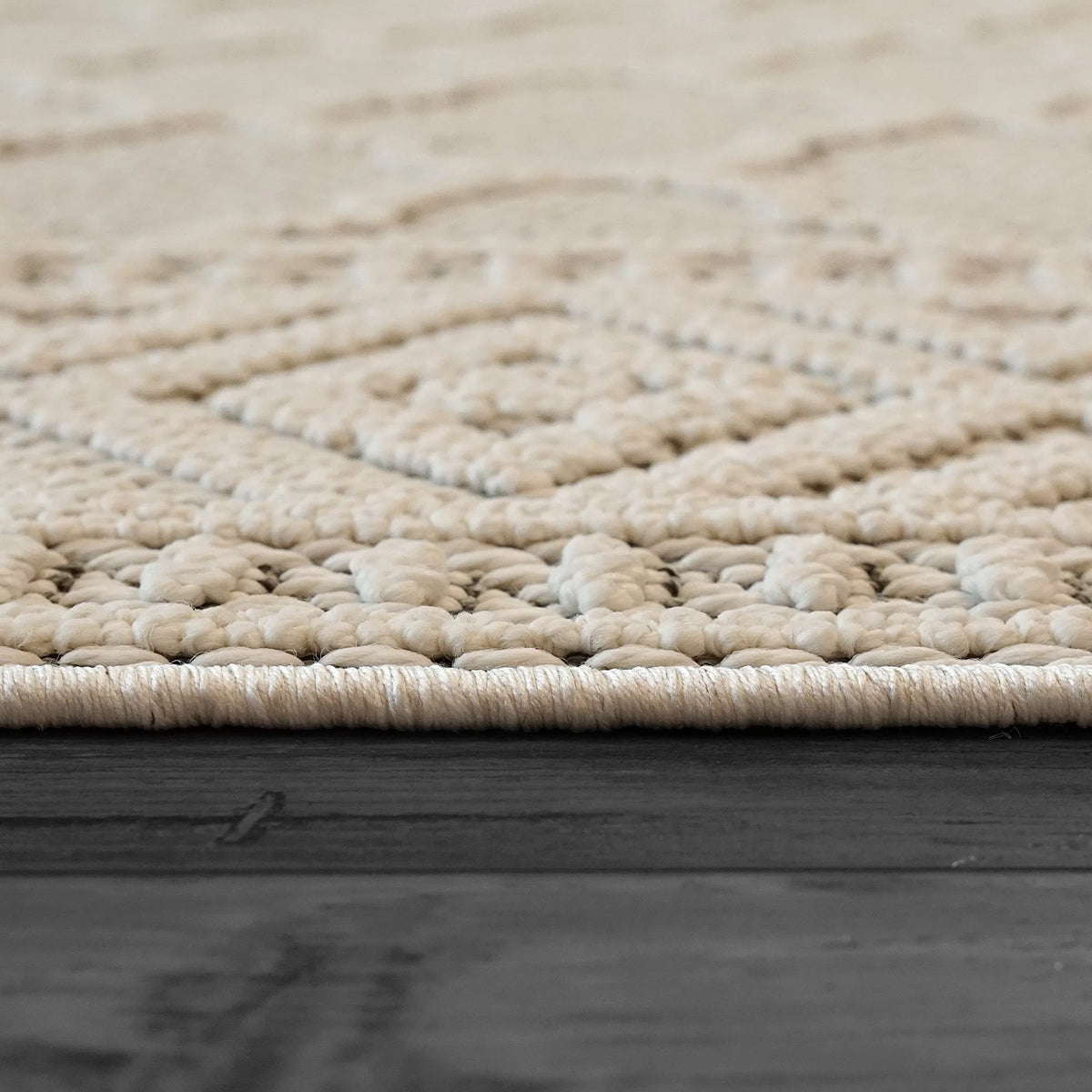 Seville 3605-109 Ivory/Soft Grey Rug