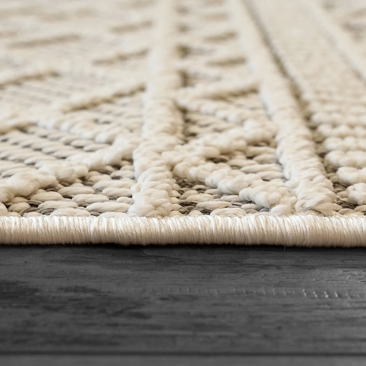 Seville 3610-109 Ivory/Soft Grey Rug