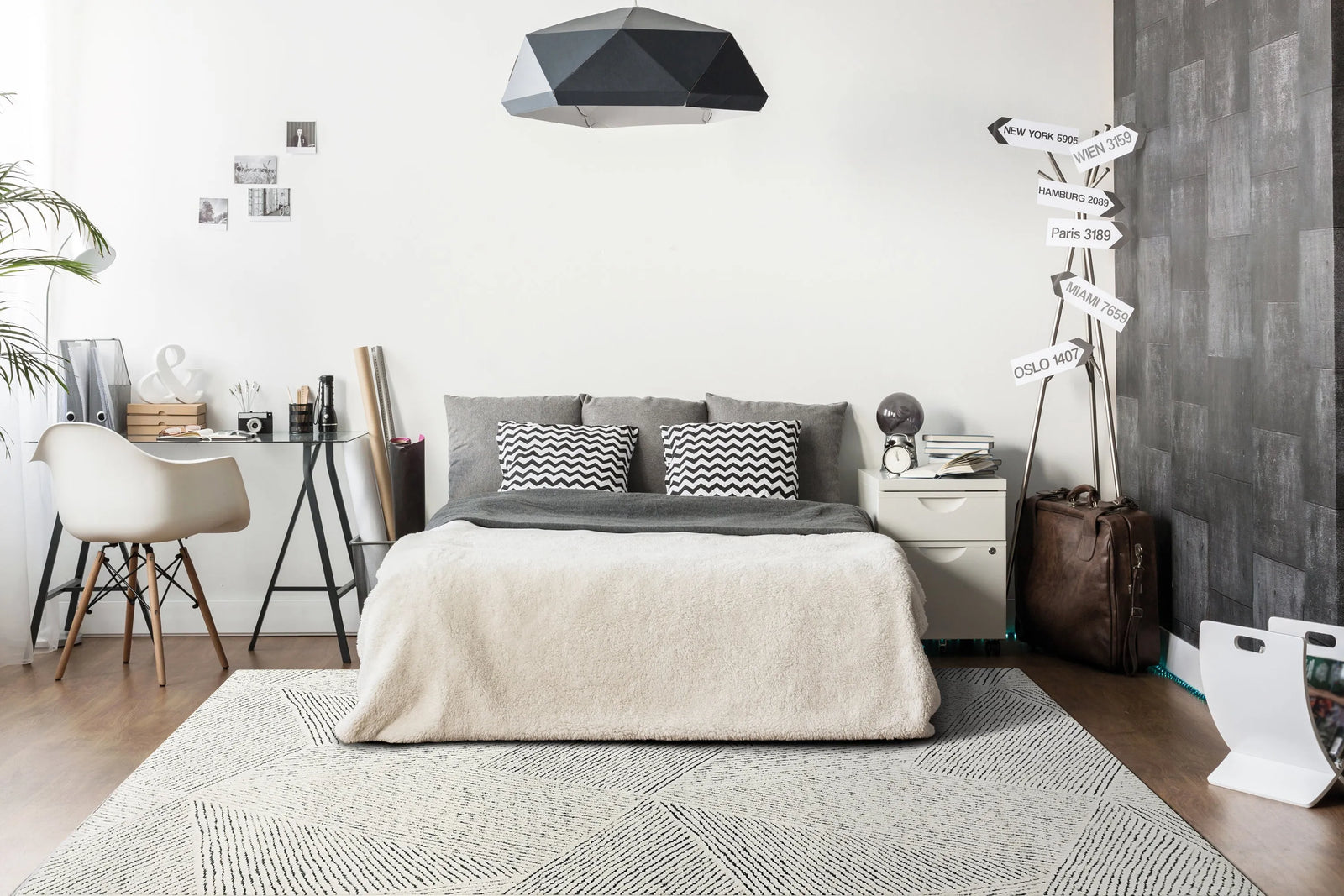 Lotus 8144-150 Ivory/Blue Rug
