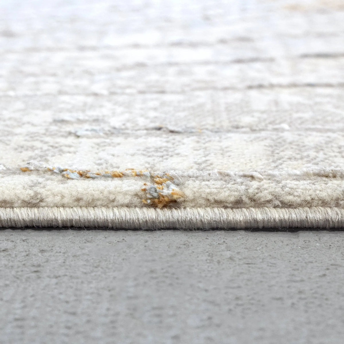 Gold 1350-897 Cream/Silver Rug