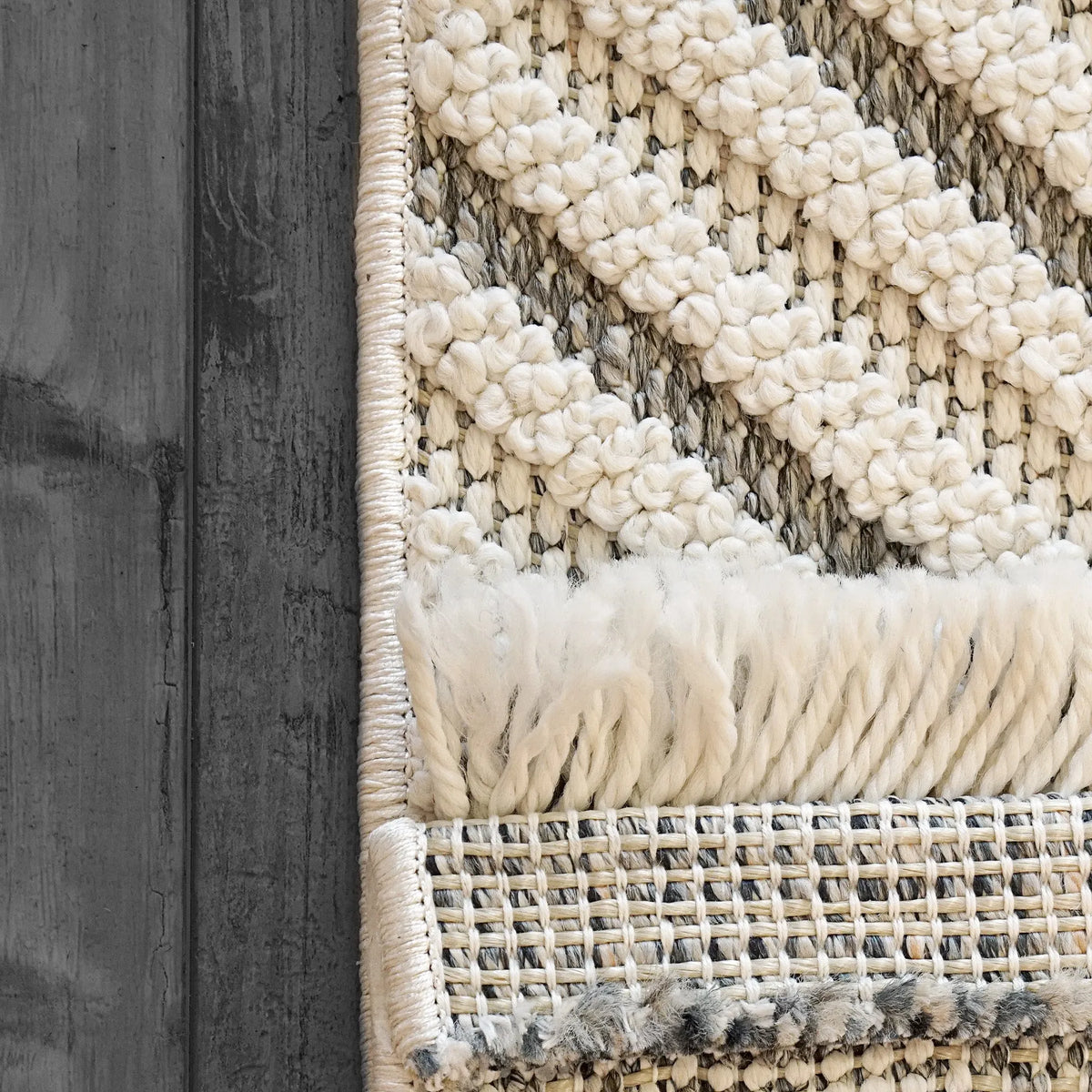 Seville 3608-190 Ivory/Grey Rug