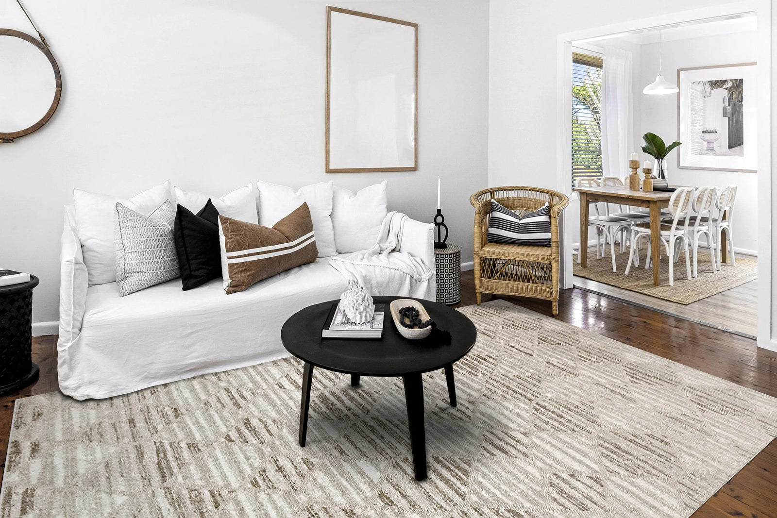 Momentum 61798-095 Ivory/Grey Rug