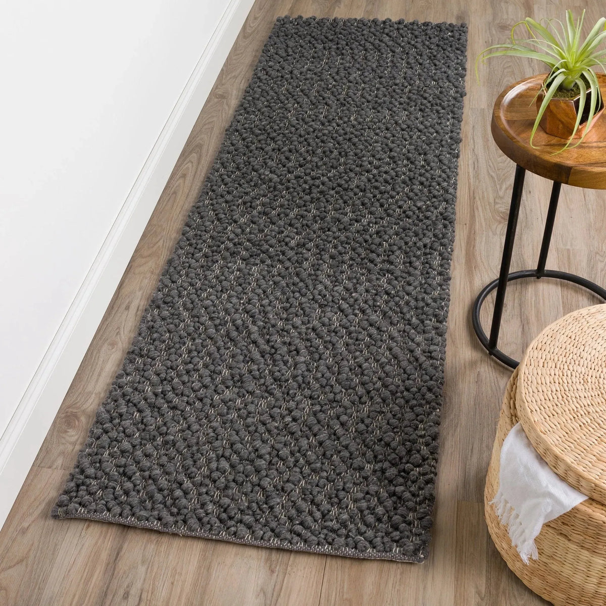 Gorbea GR1 Charcoal Rug