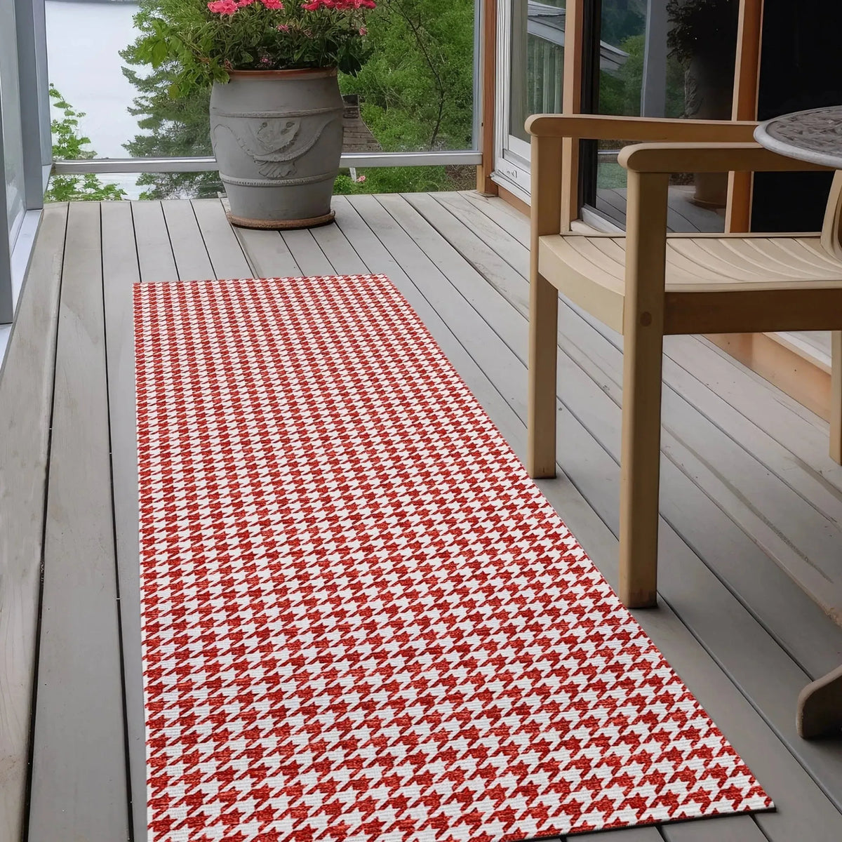 Hinton HN1 Red Rug