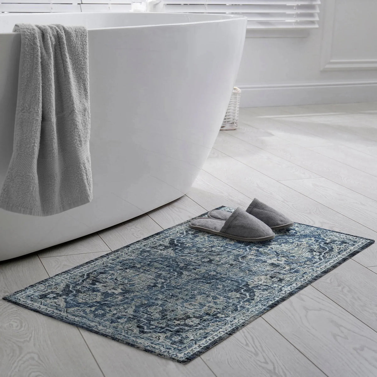 Marbella MB4 Navy Rug