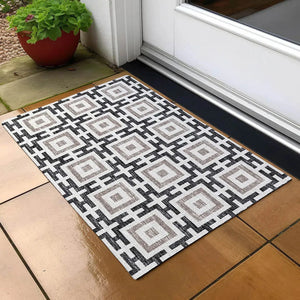 Marlo MO1 Black Rug