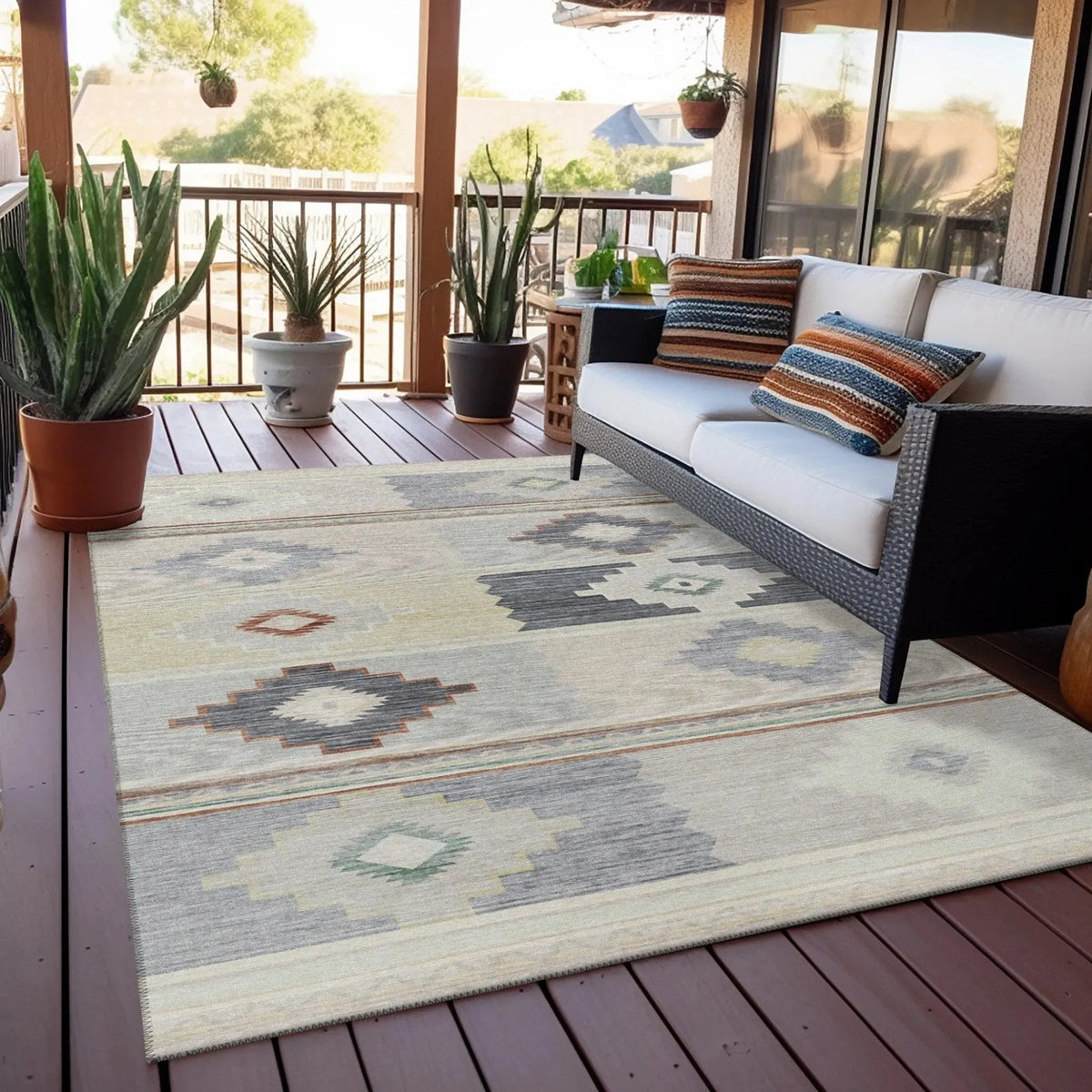 Phoenix PH1 Ivory Rug