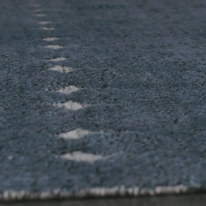 Reign REI02 Teal / White Rug