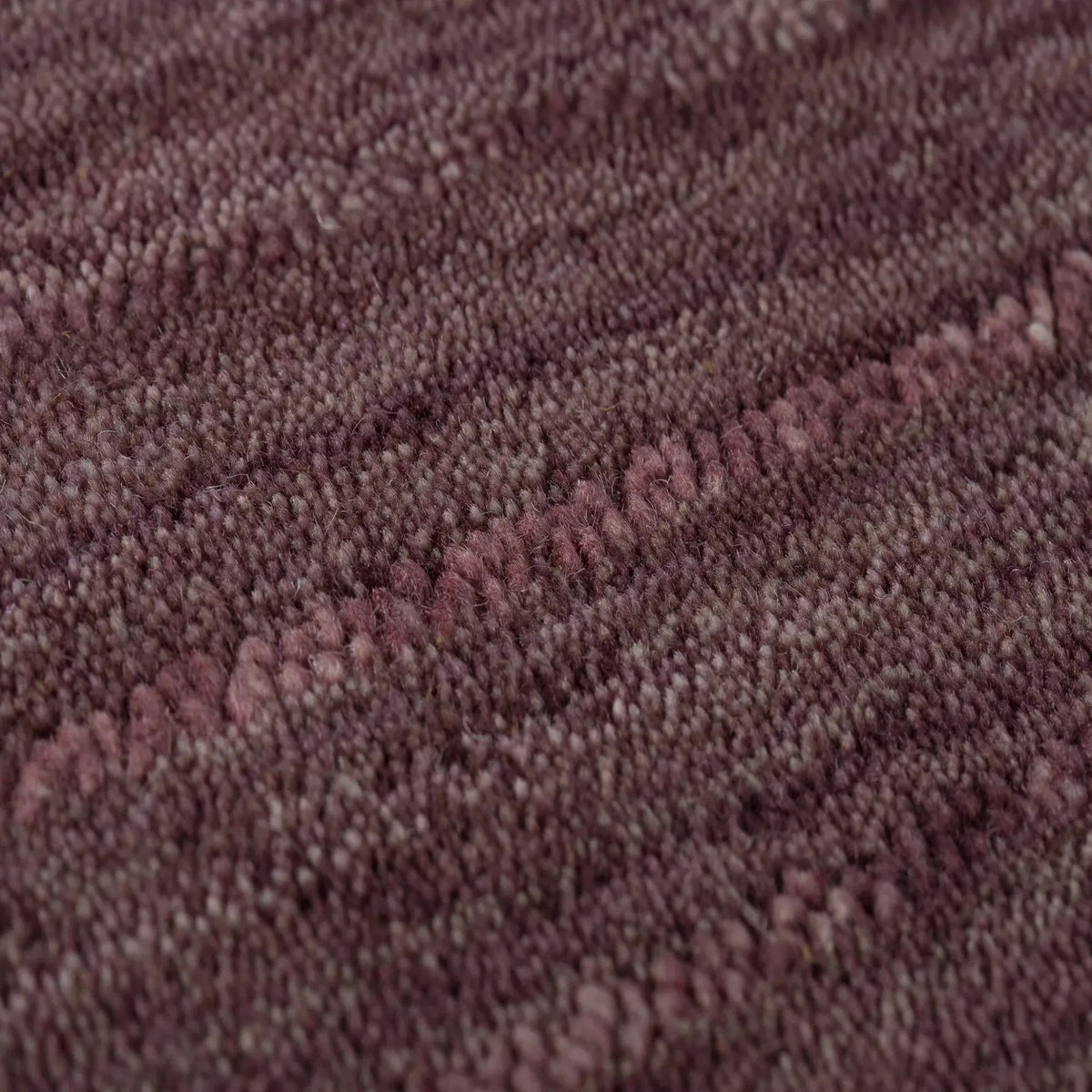 Rafia RF100 Plum Rug