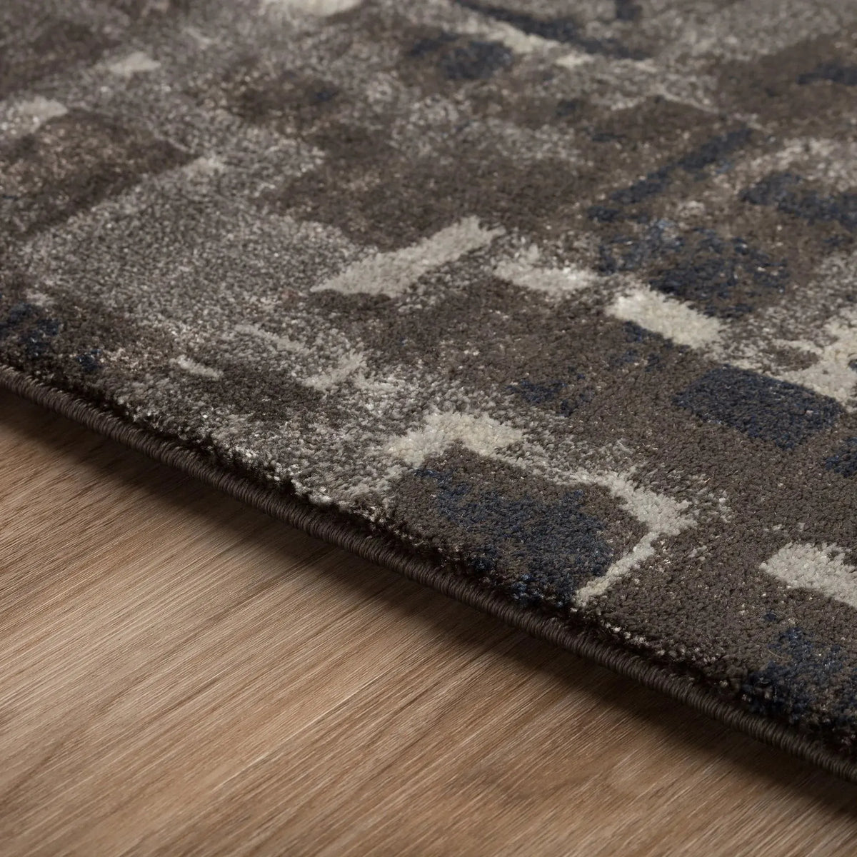Upton UP1 Pewter Rug