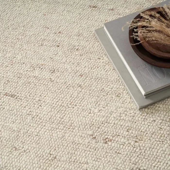 Alanna ALN01 Ivory Rug
