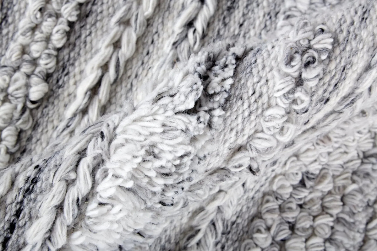 Alden ALD8637F Gray/Silver Rug