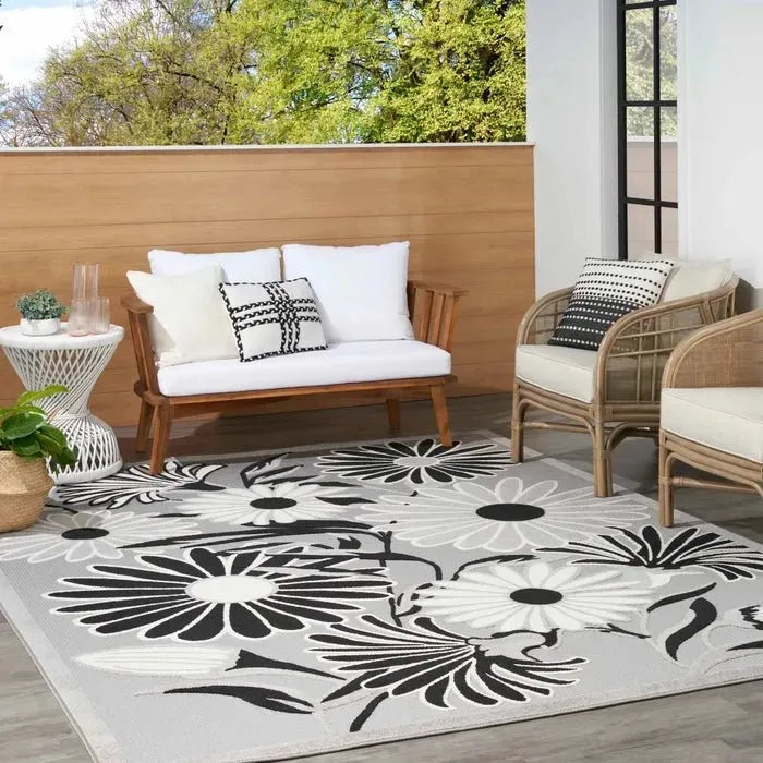 Aloha ALH33 Black/White Area Rug