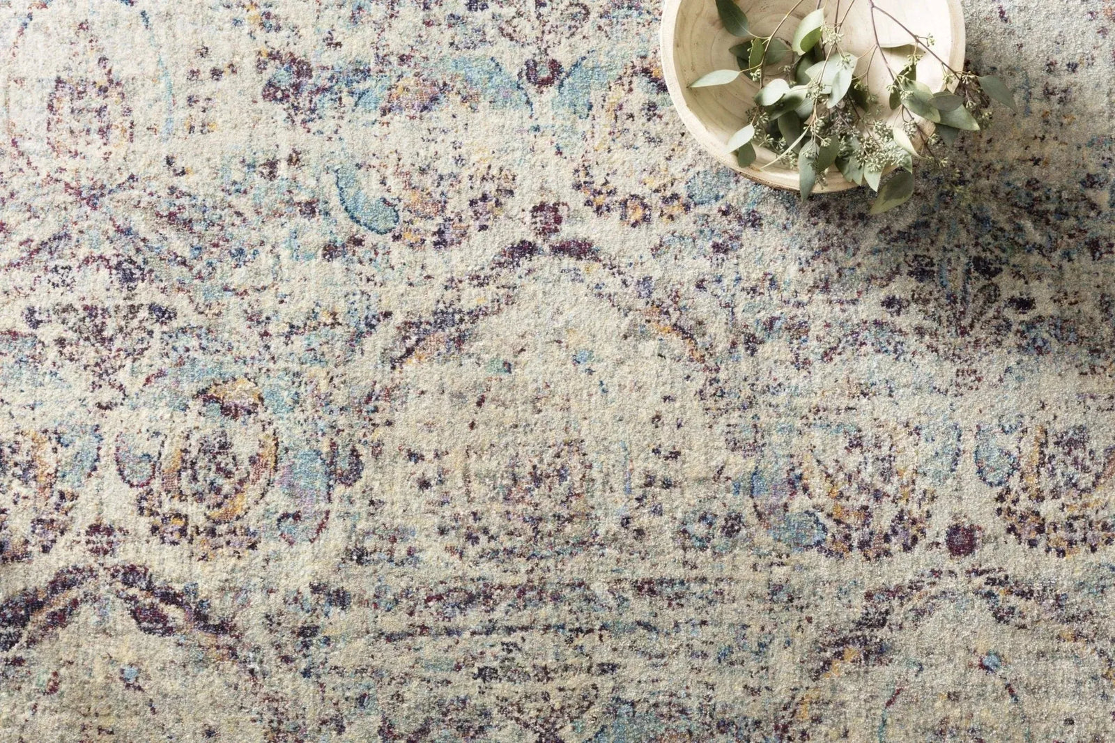 Anastasia AF 05 Silver / Plum Rug