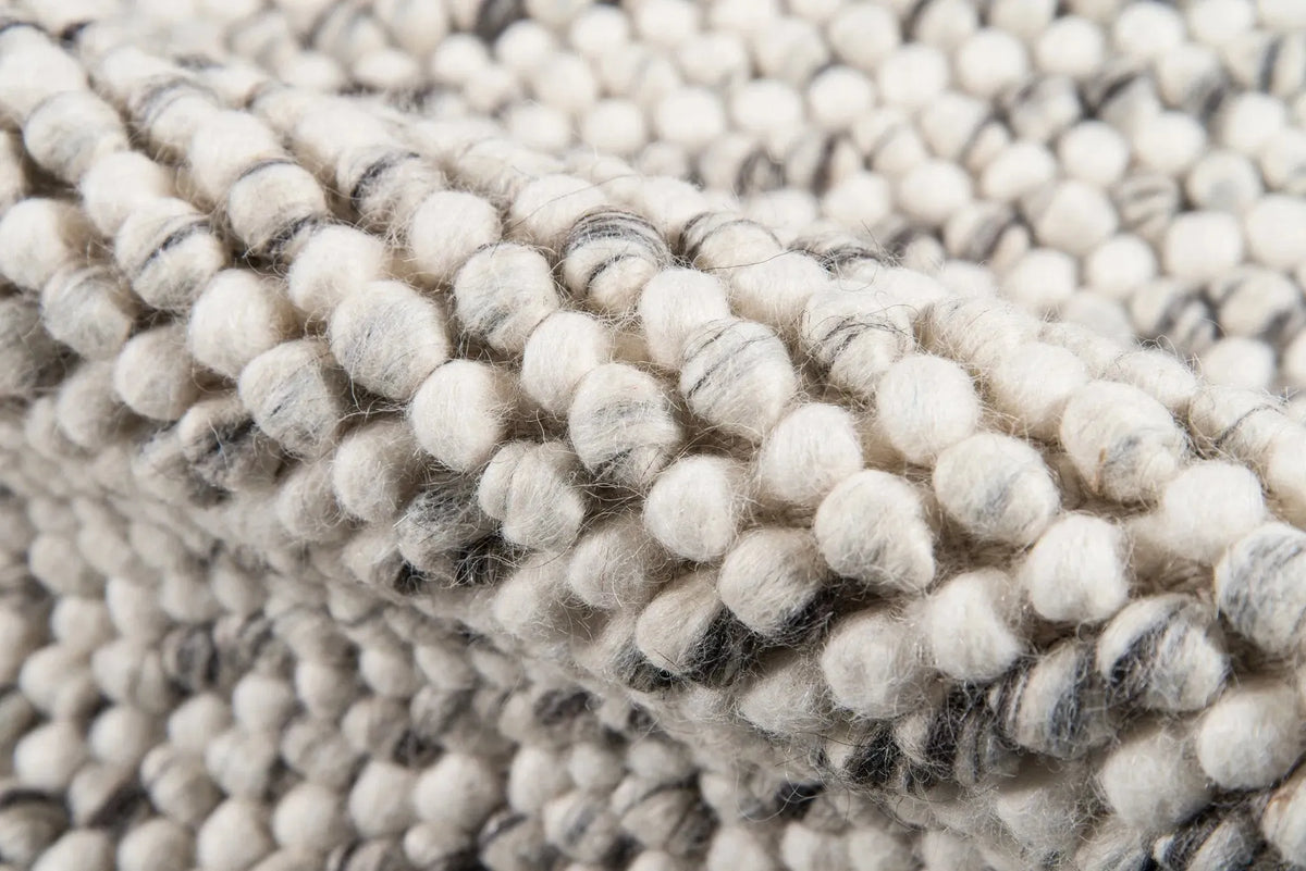 Andes AND-8 Ivory Rug