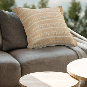 Atlantis Lr07591 Peach/White Pillow