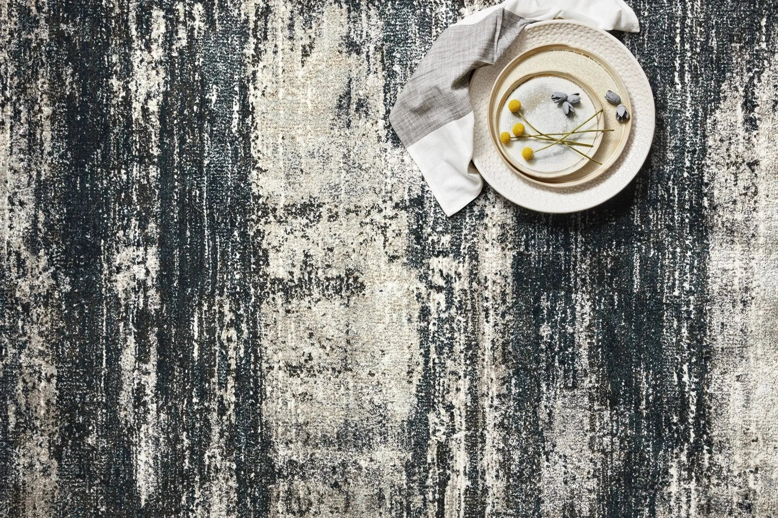 Augustus AGS-07 Navy / Stone Rug