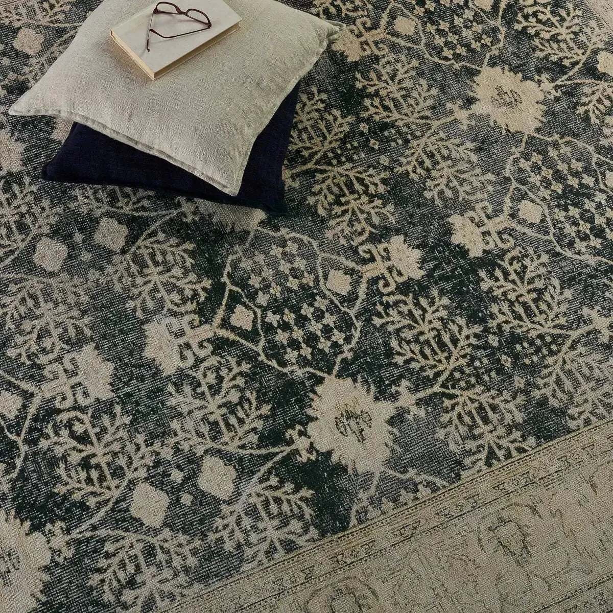 Boheme BOH24 Cream/Grey Rug