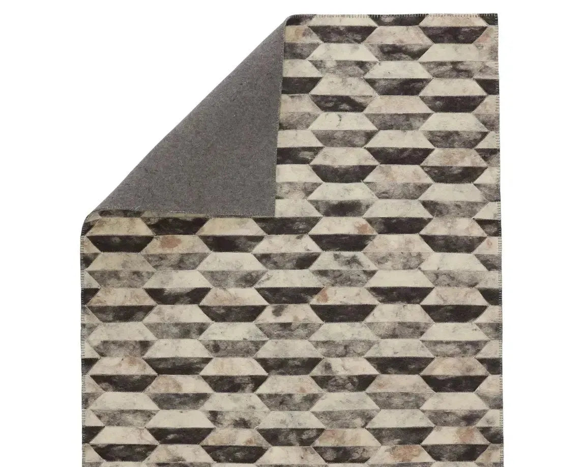 Borderland BLD02 Light Taupe Rug