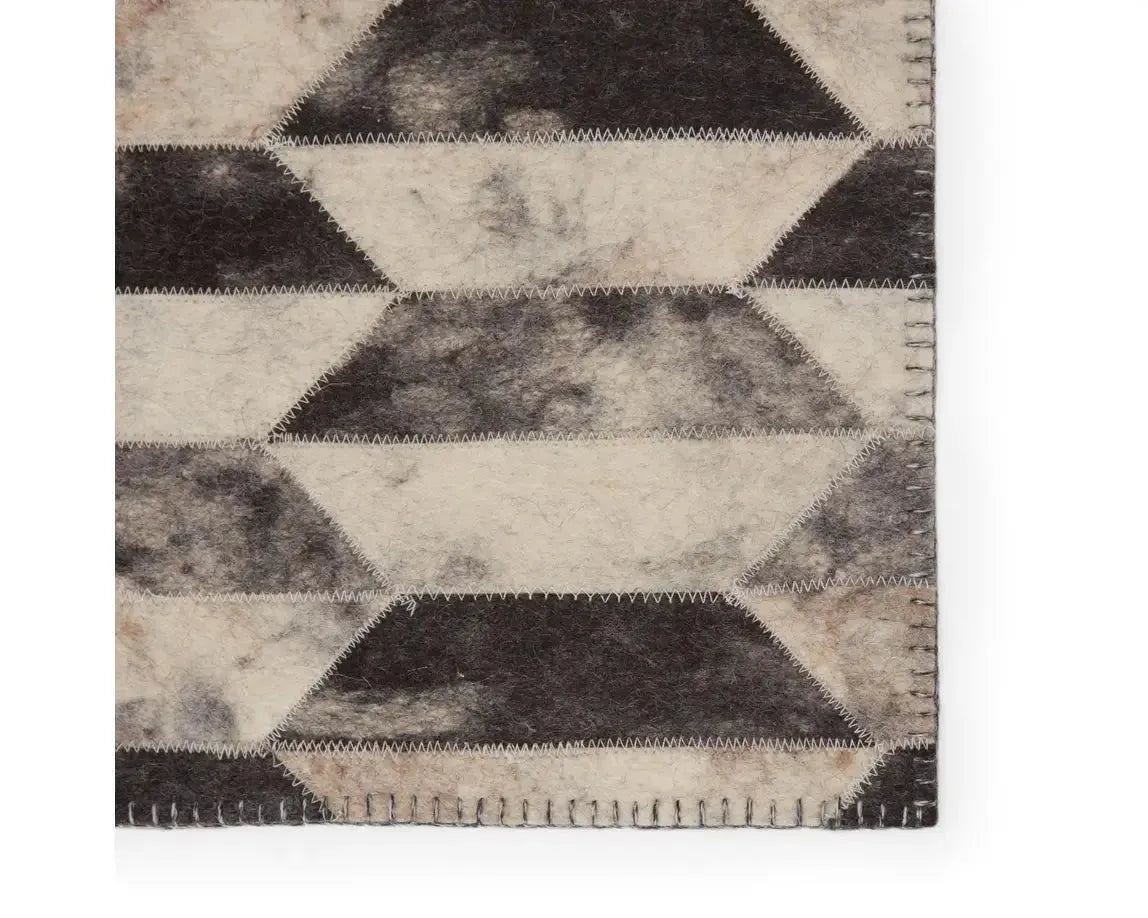 Borderland BLD02 Light Taupe Rug