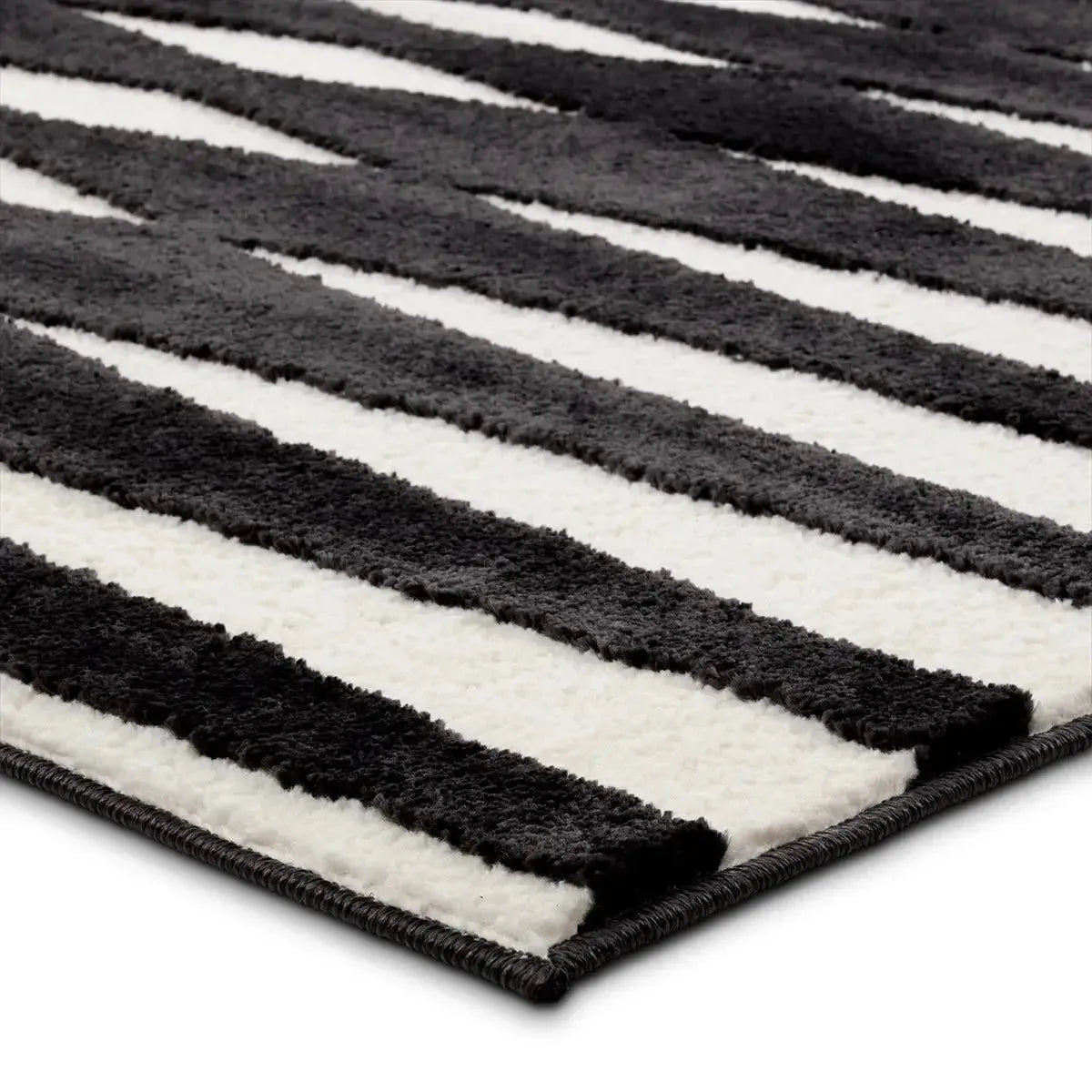 Calix CNU01 Black/White Rug