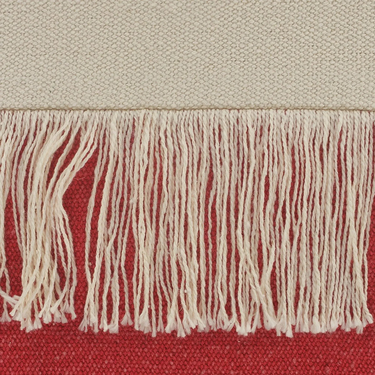 Carnival Lr07662 Raspberry/Off-White Pillow