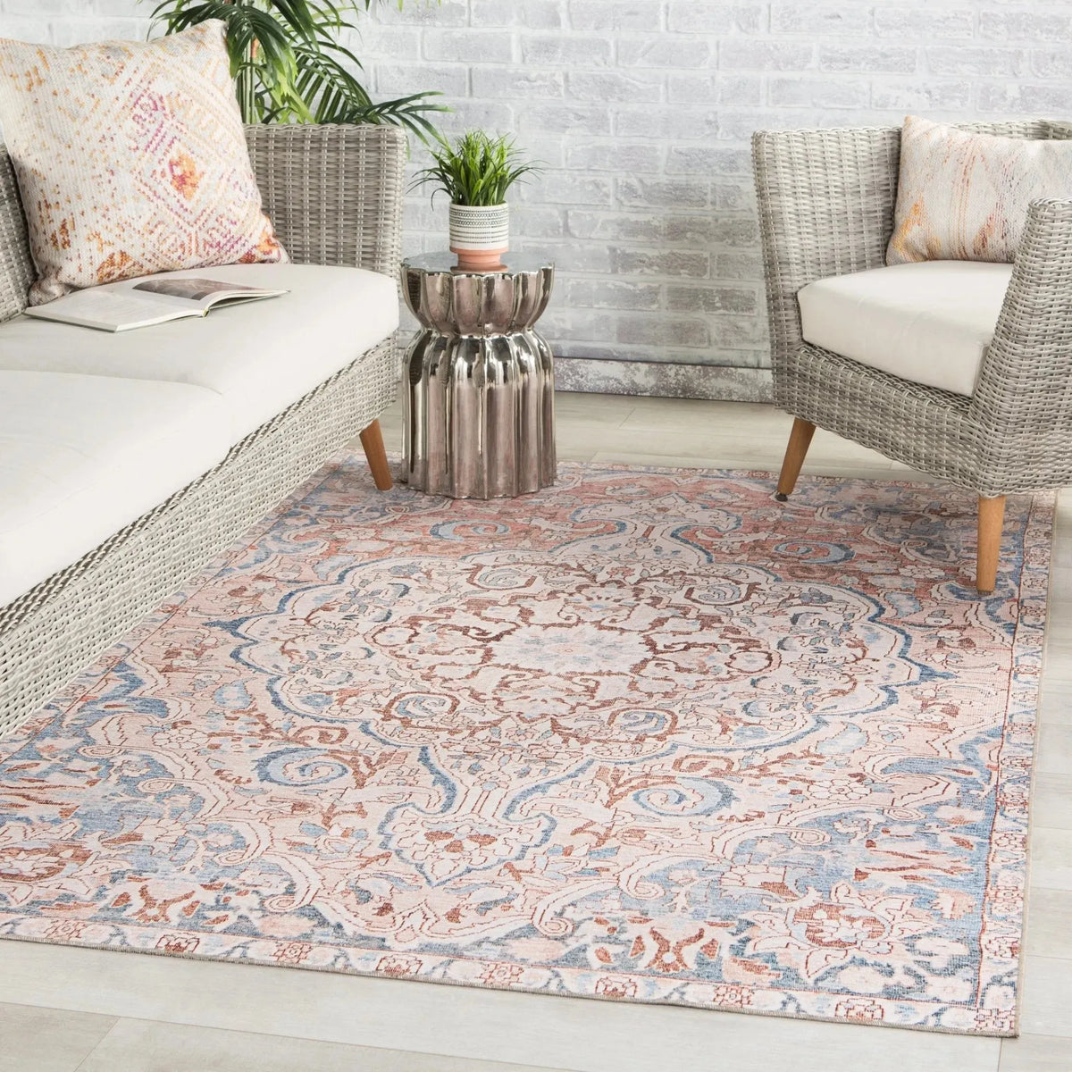 Chateau Cht04 Annette Blue/Light Pink Rug
