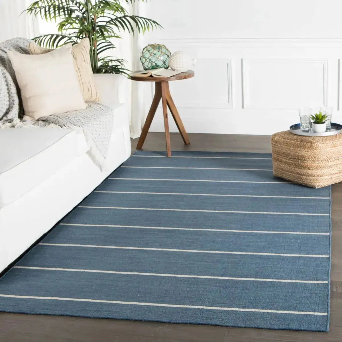 Coastal Shores COH09 Dark Blue Rug
