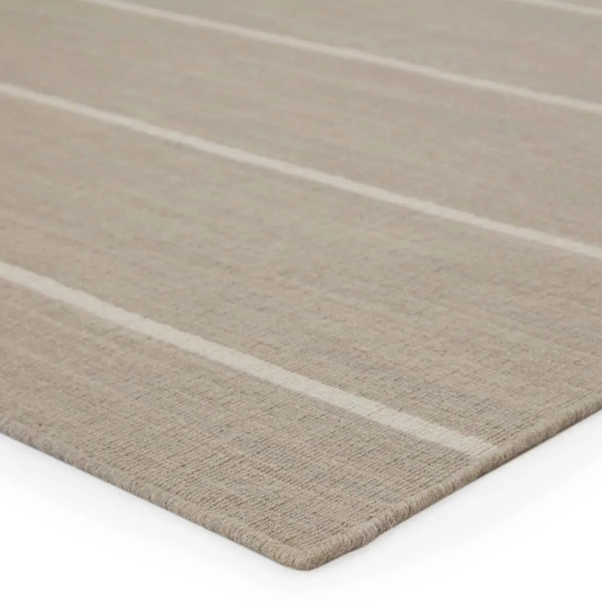 Coastal Shores COH17 Cape Cod Gray / White Rug