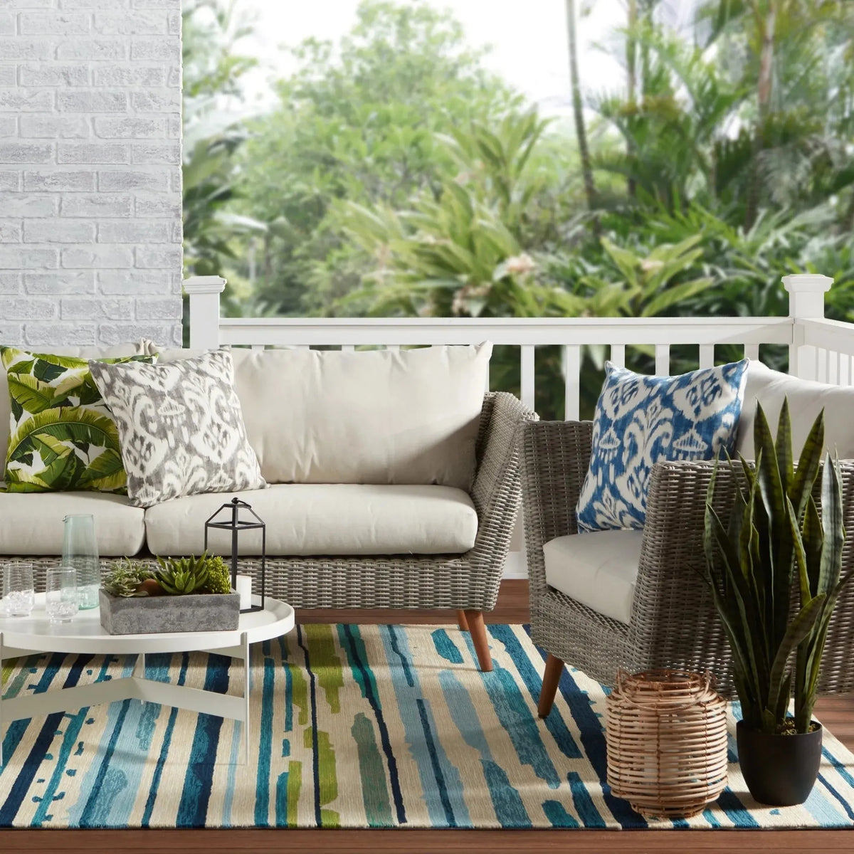 Colours Co19 Sketchy Lines Blue/Green Rug