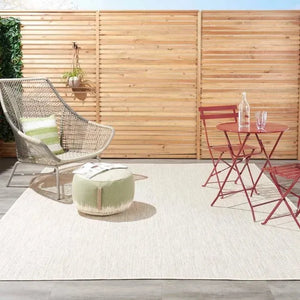 Courtyard COU01 Ivory/Silver Rug