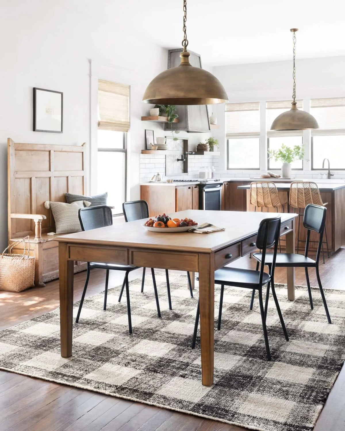 Crew by Magnolia Home CRE-02 Black/Natural Rug