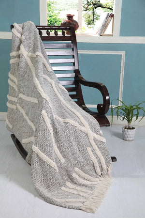 Crossing Lines LR80148 Throw Blanket