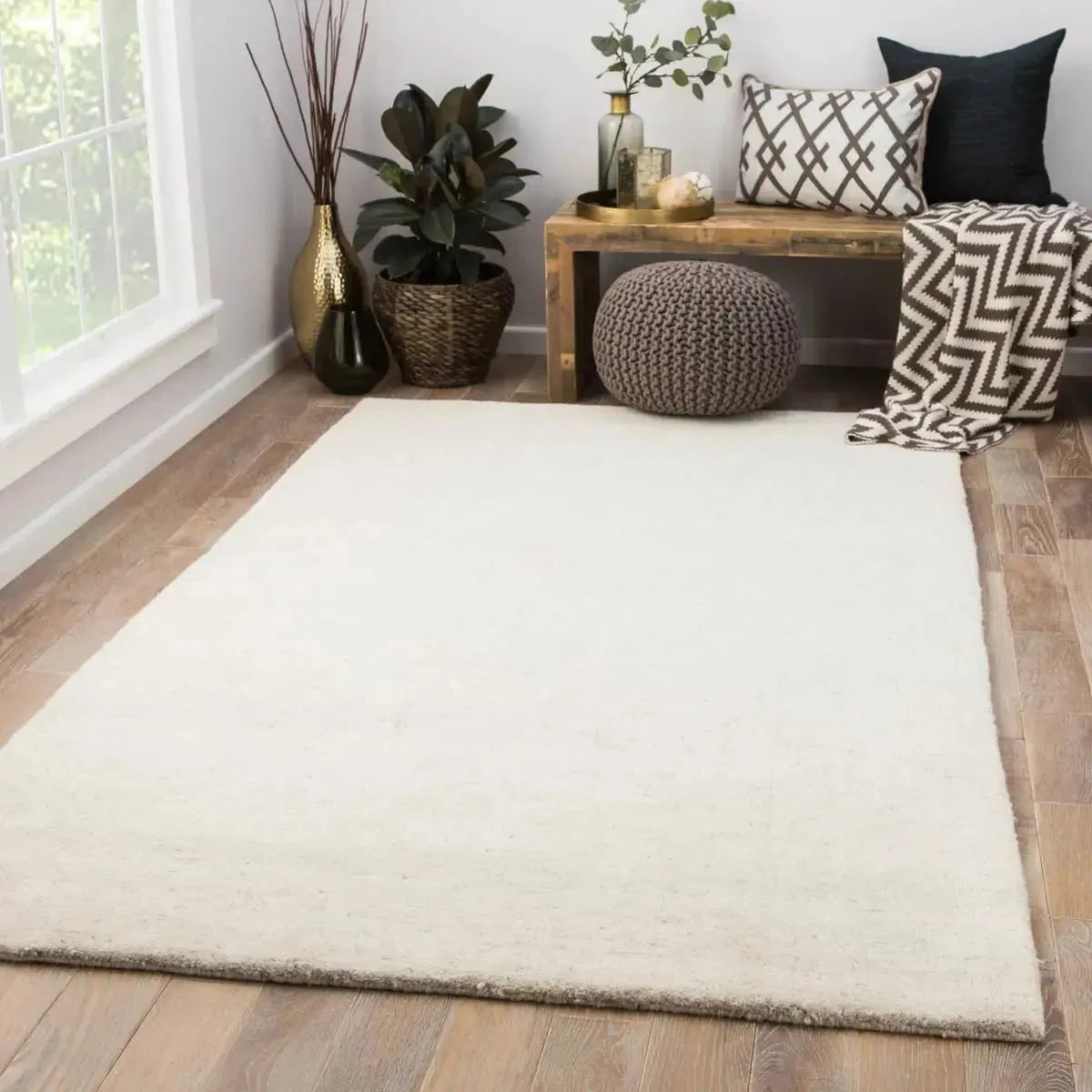 Cybil CYB01 Beecher Ivory / Gray Rug