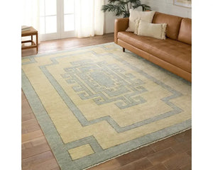 Cyprus CYP04 Brown Rug