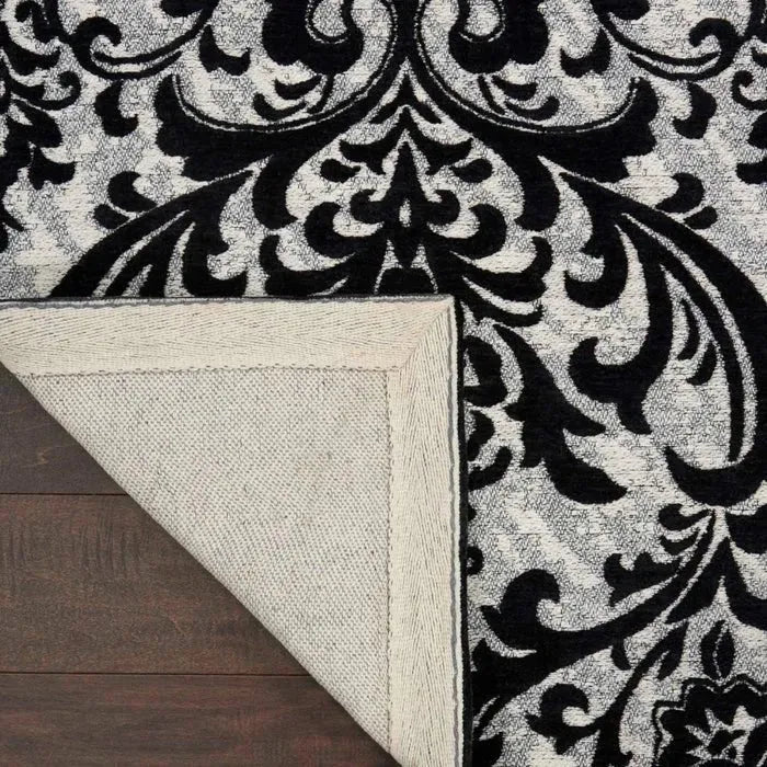 Damask DAS02 Black/White Rug