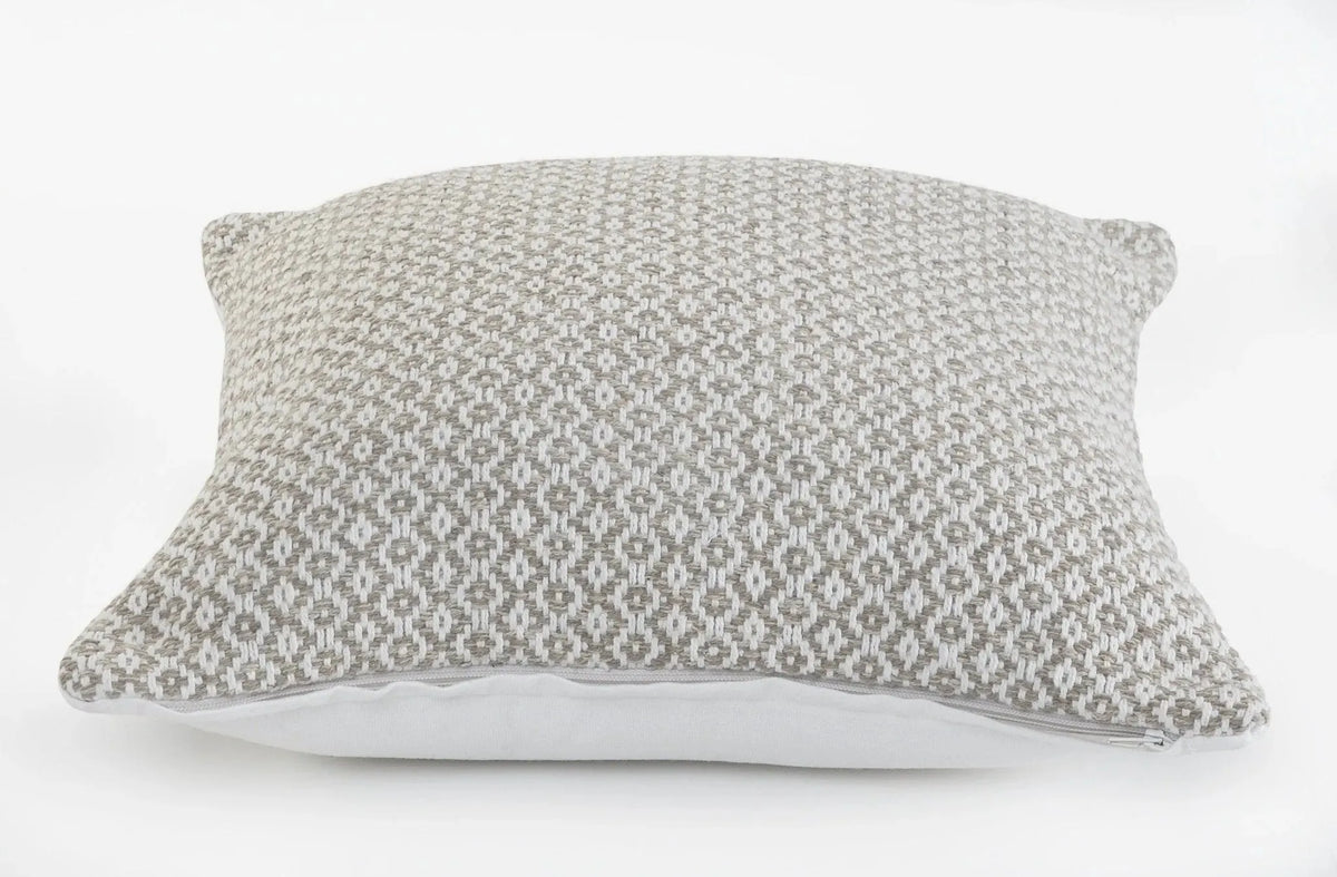 Diamonds Within LR07404 Throw Pillow