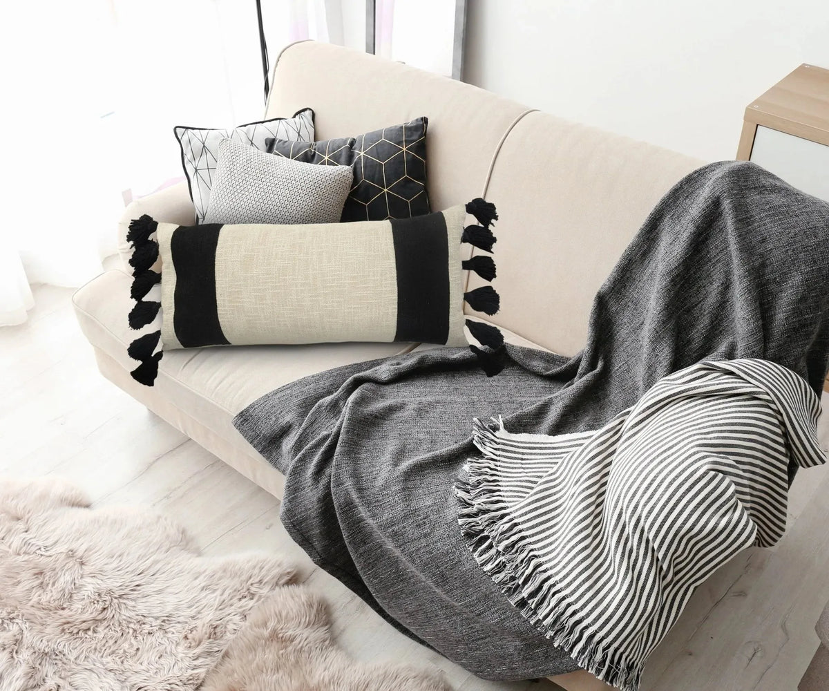 Elevate Lr07503 Ivory/Black Pillow