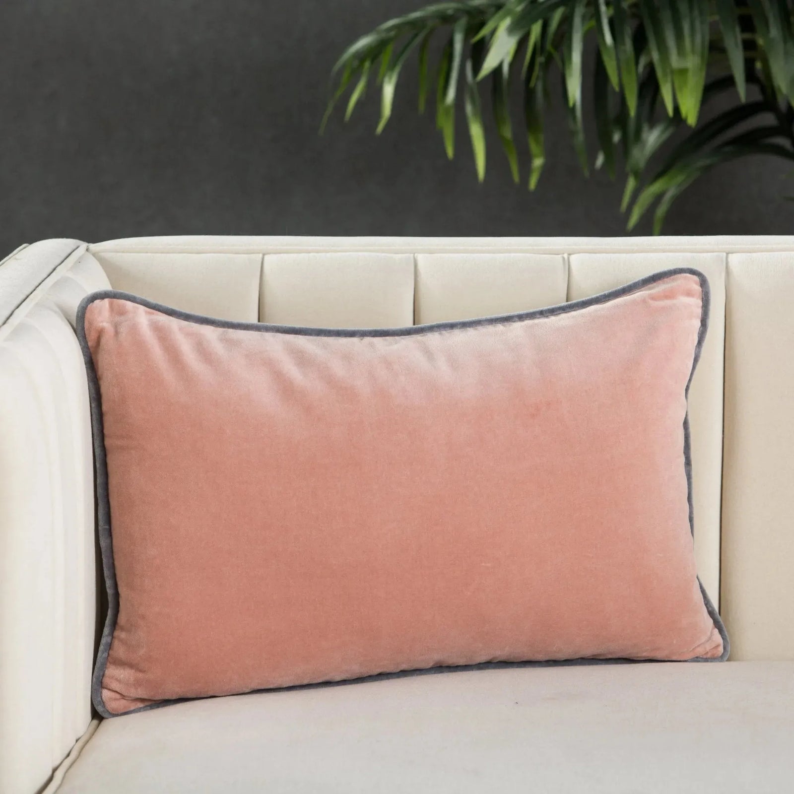 Emerson Ems09 Lyla Blush Cream Pillow