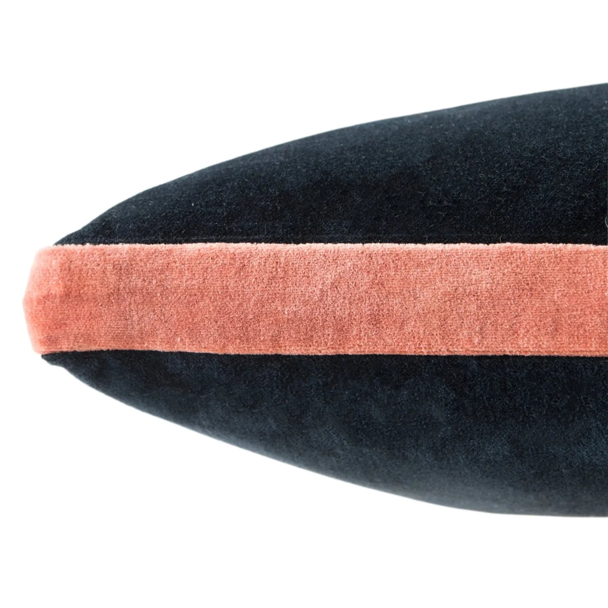 Emerson Ems11 Bryn Navy Pink Pillow
