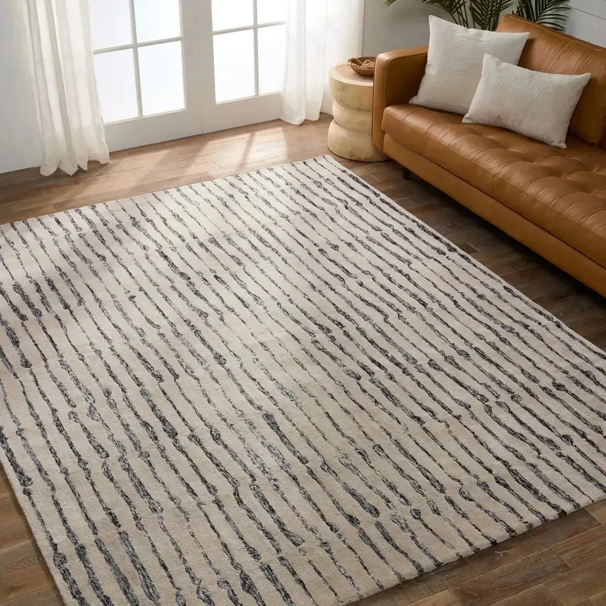 Etho by Nikki Chu ENK13 Saville Fog/Peat Rug