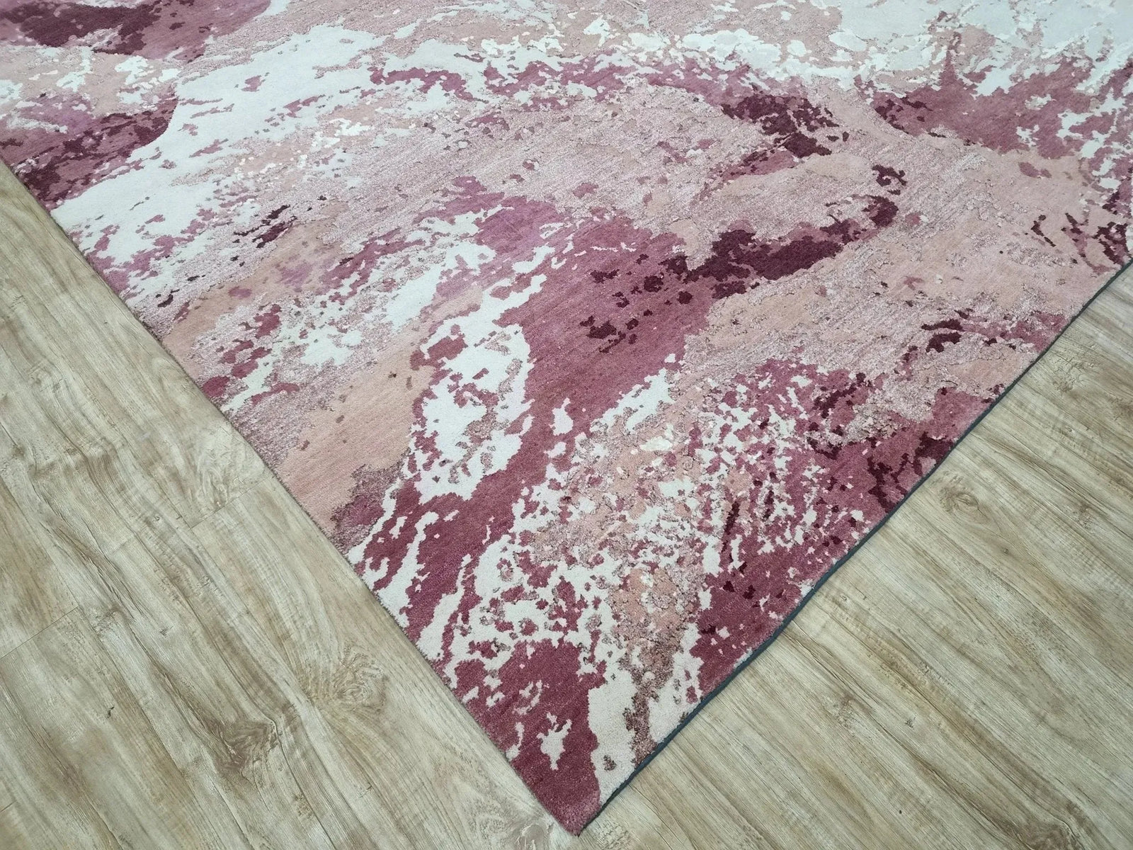 Faire 5150 Pink/Cream Rug
