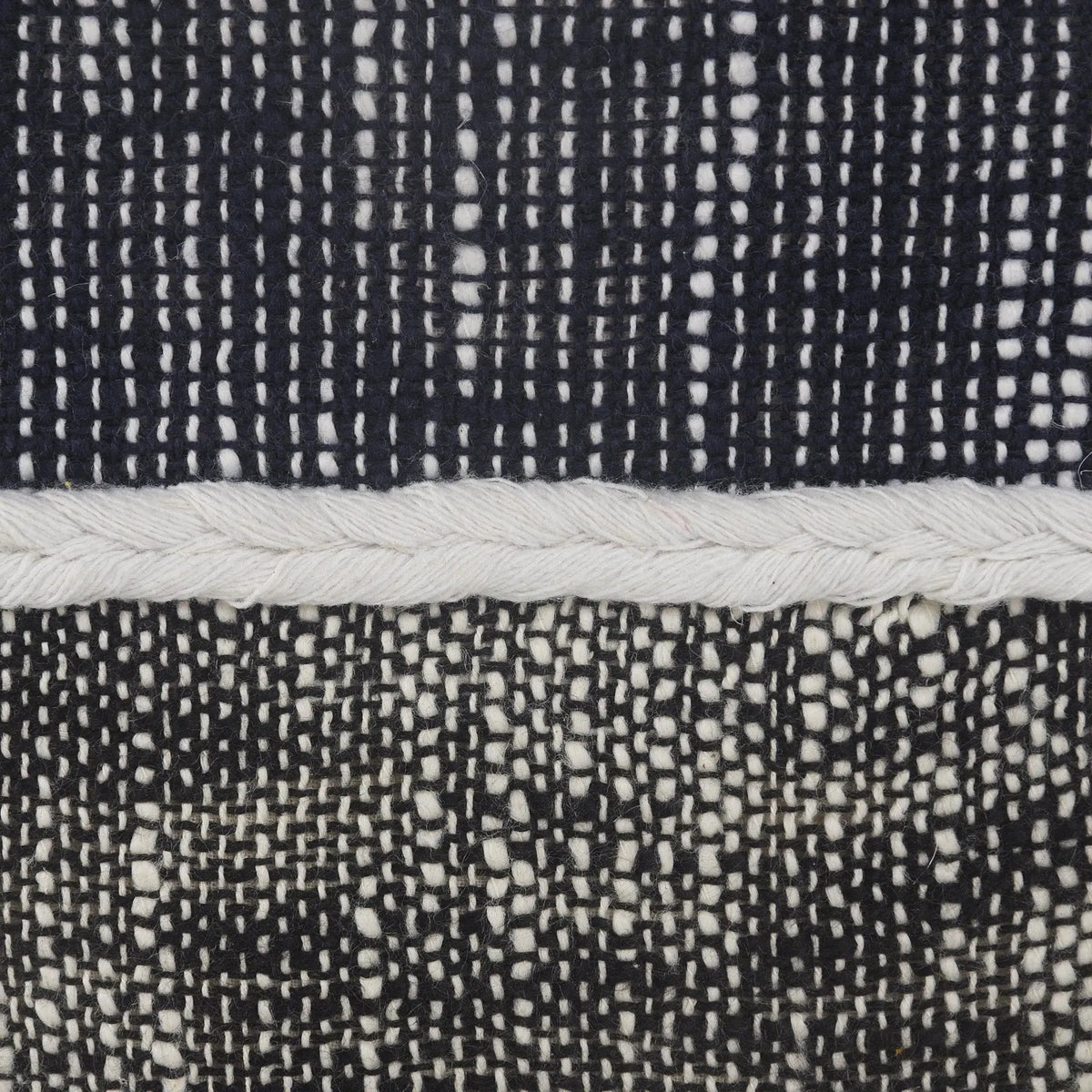 Flat Weave Lr34020 Blue/Navy Pouf