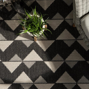 Fresno Fsn01 Zemira Black/Cream Rug